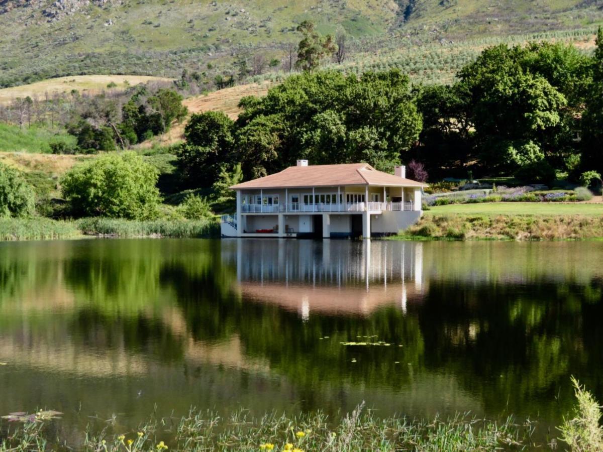 The Boathouse At Oakhurst Olives Тулбаг Екстериор снимка